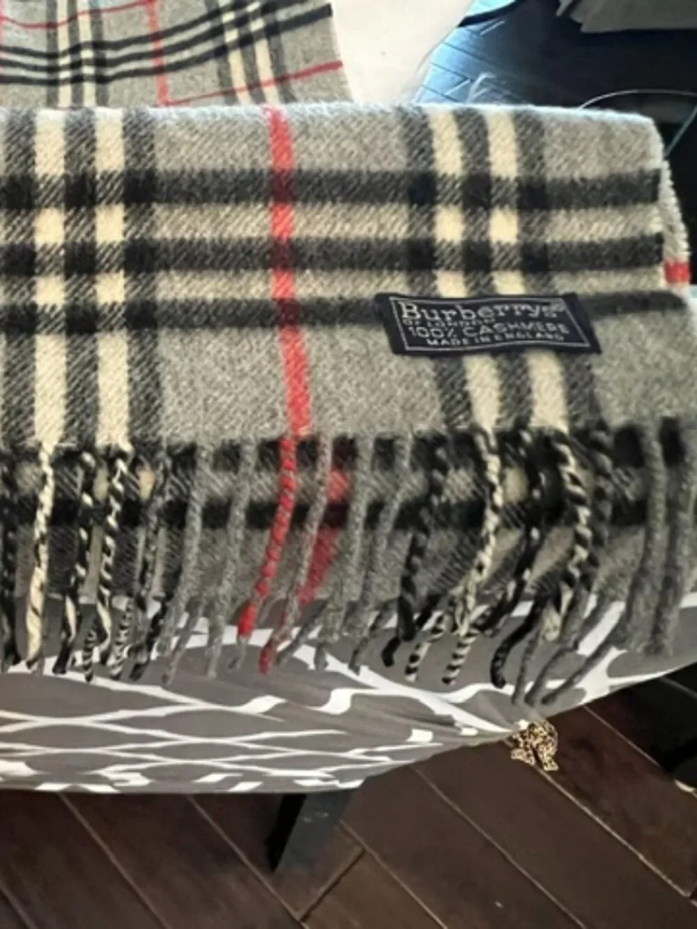 Vintage Burberrys Charcoal Gray Nova Check 100% Cashmere Scarf  Authentic vintag